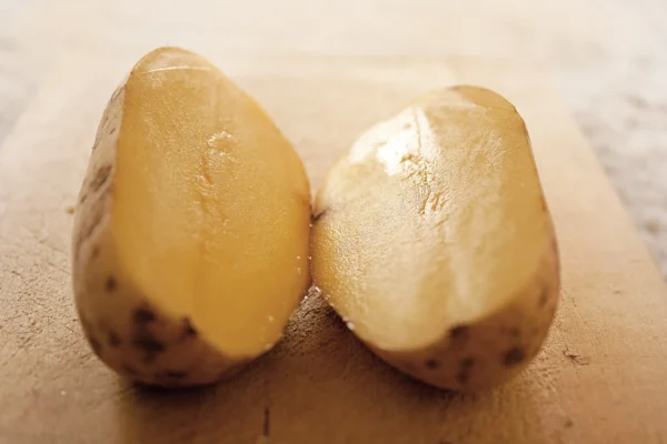 Tiefgelb und köstlich: Simonetta ist eine beliebte Kartoffelsorte.